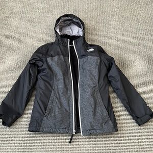 The North Face Magnolia Waterproof HyVent® Rain Jacket size XS/S/kid’s L in Grey